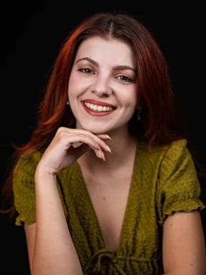 Снимка 3 на Яна Божанин